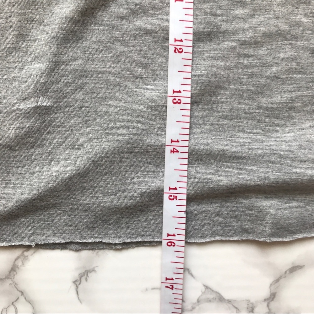Gray Crop Tank Top - Picture 3 of 4